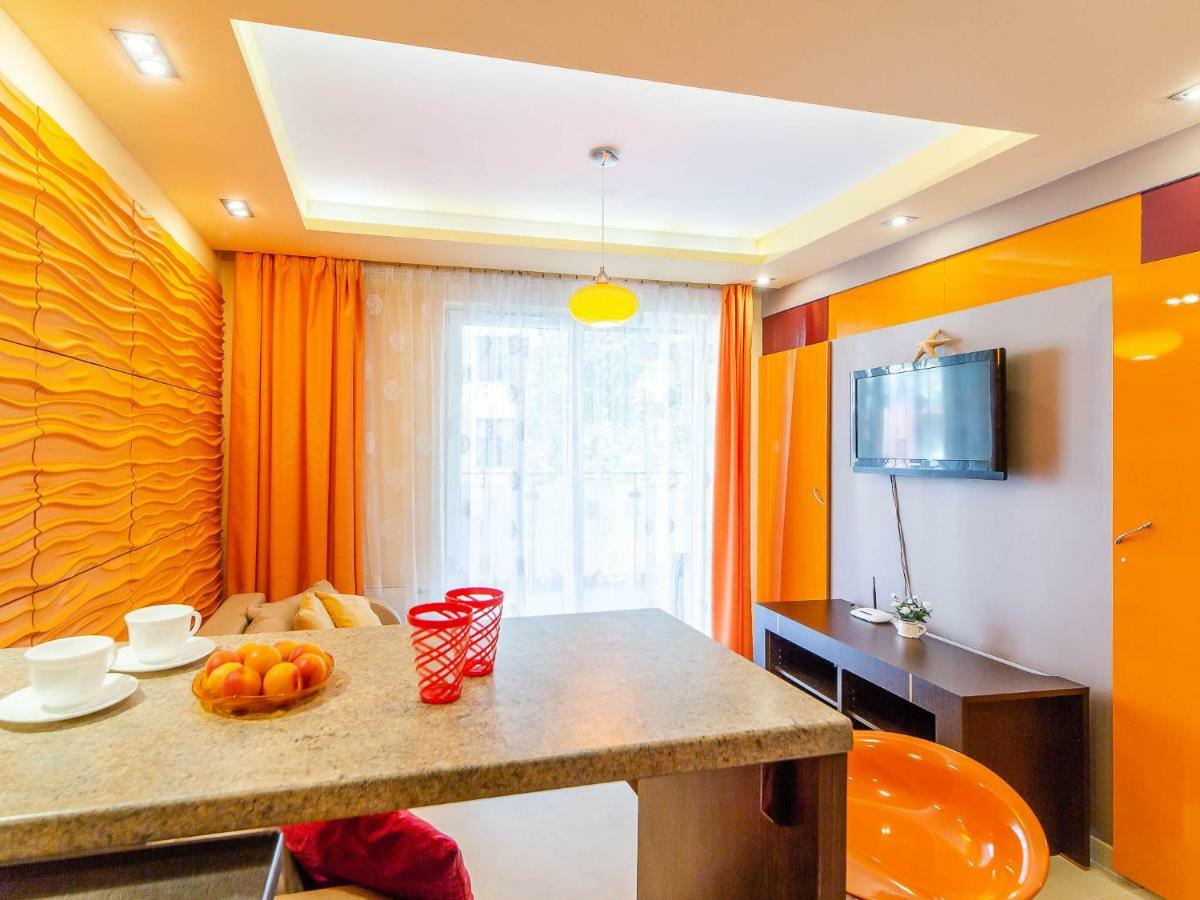 Apartament Pomaranczowy Z Basenem,Sauna-Blisko Morza. Kolobrzeg Exterior photo